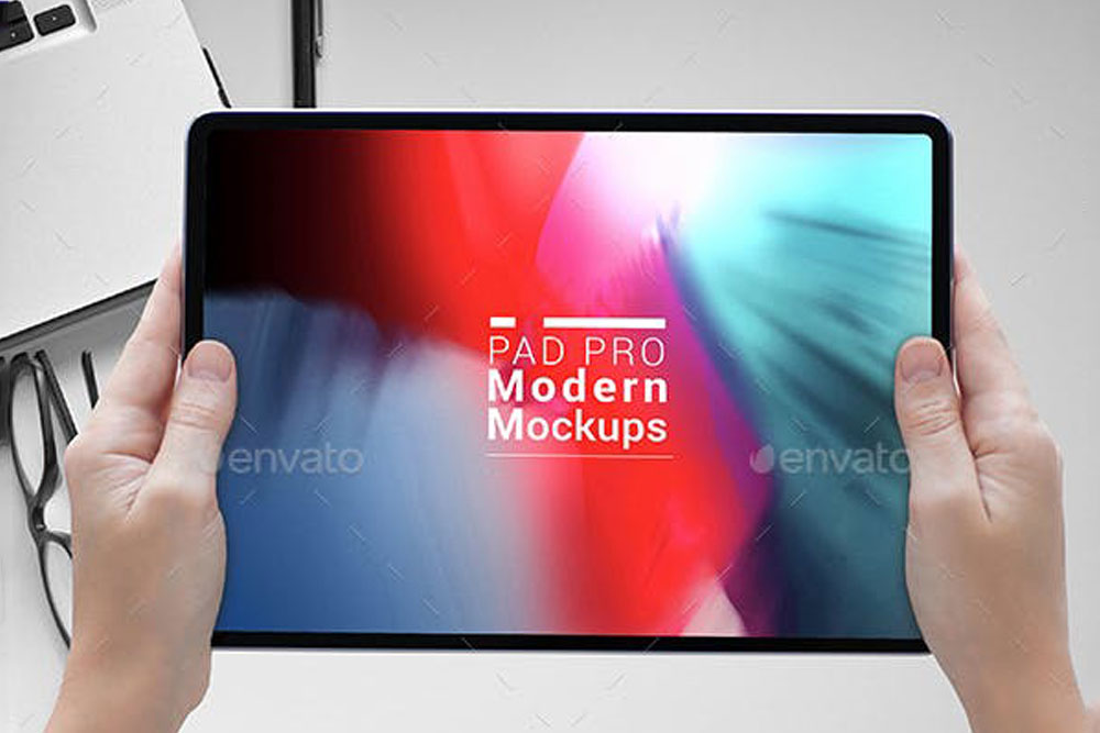 14+ Download Hand Holding Ipad Mockup&nbsp;Psd
